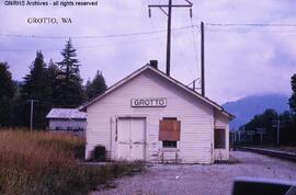 Great Northern Depot at Grotto, Washington, undated