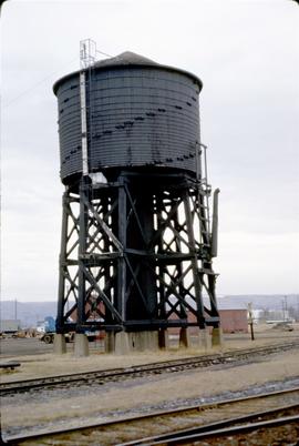 Great Northern Railway water tank at Superior, Wisconsin