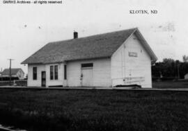 Great Northern Depot at Kloten, North Dakota, undated