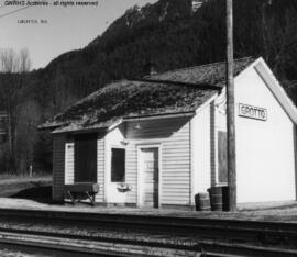 Great Northern Depot at Grotto, Washington, undated