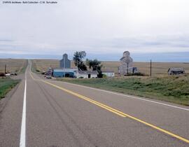 Town buildings at Loring, Montana, 2004