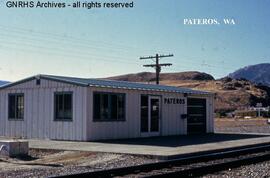 Great Northern Depot at Pateros, Washington, undated