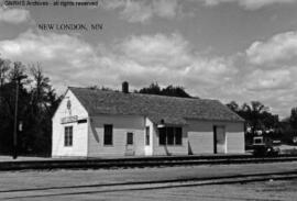 Great Northern Depot at New London, Minnesota, undated