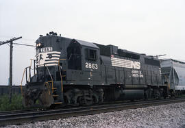 Norfolk Southern Railroad diesel locomotive 2863 at East Wayne, Indiana on July 25, 1986.