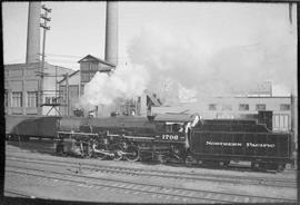 Northern Pacific steam locomotive 1706 at Tacoma, Washington, in 1936.