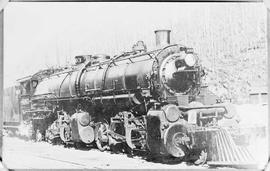 Northern Pacific steam locomotive 4003 at Lester, Washington, circa 1915.