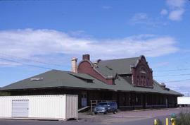 Northern Pacific depot in Ellensburg, Washington in 1999.