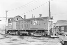 Burlington Northern diesel locomotive 571 at Yakima, Washington in 1976.