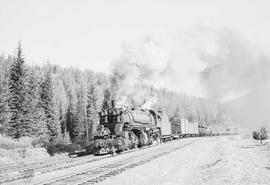 Northern Pacific steam locomotive 4025 at Lookout, Montana, in 1952.