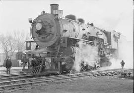 Northern Pacific steam locomotive 1711 at Mandan, North Dakota, in 1950.