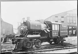 Northern Pacific steam locomotive 4 at Erie, Pennsylvania, in 1907.