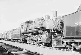 Northern Pacific steam locomotive 1253 at Livingston, Montana, circa 1945.