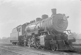 Northern Pacific steam locomotive 1915 at Forsyth, Montana, in 1935.