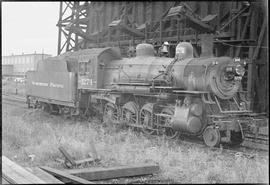 Northern Pacific steam locomotive 1274 at Auburn, Washington, in 1946.