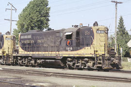 Burlington Northern diesel locomotive 1918 at Auburn, Washington in 1972.