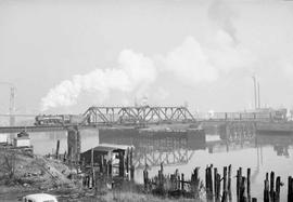 Northern Pacific steam locomotive 1800 at Tacoma, Washington, in 1953.