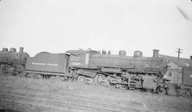 Northern Pacific steam locomotive 1695 at Auburn, Washington, in 1934.