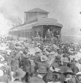 Northern Pacific Theodore Roosevelt special at Kalama, Washington, in 1904.