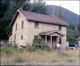 Northern Pacific house at Lester, Washington, in 1985.