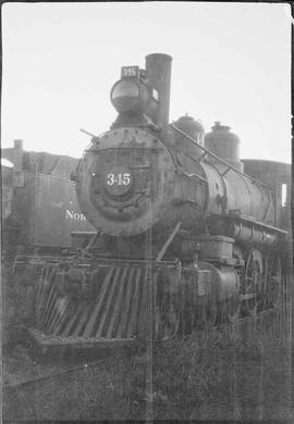 Northern Pacific steam locomotive 345 at South Tacoma, Washington, in 1933.