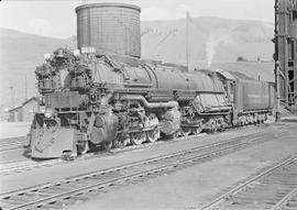 Northern Pacific steam locomotive 5140 at Missoula, Montana, in 1950.