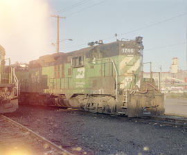 Burlington Northern diesel locomotive 1746 at Portland, Oregon in 1988.