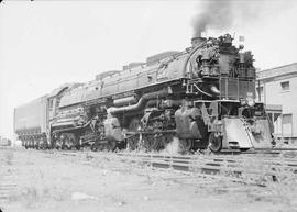 Northern Pacific steam locomotive 5140 at Missoula, Montana, in 1943.