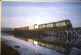 Burlington Northern 2211 at Surrey, British Columbia in 1987.