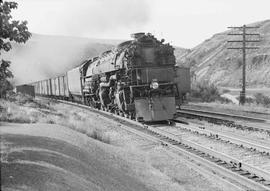 Northern Pacific steam locomotive 5141 at Wymer, Washington, in 1944.