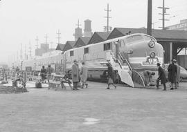 General Motors demonstrator train at Seattle, Washington, in 1947.