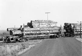 Chehalis Western Railroad bad loads at Milburn, Washington on September 18, 1975.