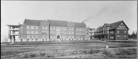 Northern Pacific hospital at Tacoma, Washington, circa 1910.