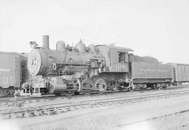 Northern Pacific steam locomotive 1115 at Brainerd, Minnesota, in 1952.