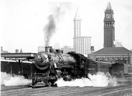 Northern Pacific steam locomotive 2247 in Seattle, Washington, in 1939.