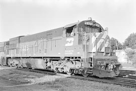 Burlington Northern diesel locomotive 5325 at Galesburg, Illinois in 1972.