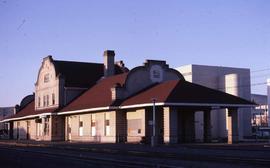 Burlington Northern depot at Yakima, Washington, in 1987.