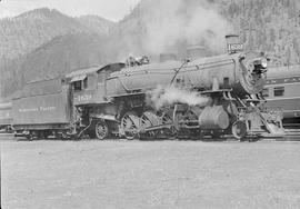 Northern Pacific steam locomotive 1639 at Paradise, Montana, in 1950.