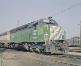 Burlington Northern diesel locomotive 6680 at Oklahoma City, Oklahoma in 1982.