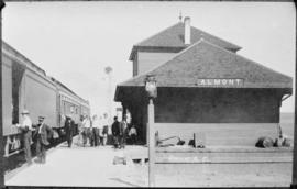 Northern Pacific station at Almont, North Dakota, circa 1915.