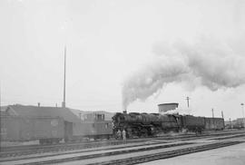 Northern Pacific steam locomotive 5133 at Helena, Montana, in 1953.