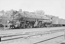 Northern Pacific steam locomotive 5007 at Mandan, North Dakota, in 1946.