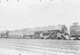 Northern Pacific steam locomotive 5121 at Livingston, Montana, in 1955.