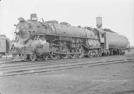 Northern Pacific steam locomotive 2657 at Staples, Minnesota, in 1950.