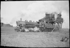 Northern Pacific steam locomotive 1516 at Tacoma, Washington, in 1935.