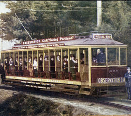 Portland Railway, Light and Power Company streetcar 300 at Portland, Oregon, circa 1910.