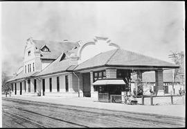 Northern Pacific station at Yakima, Washington, circa 1910.