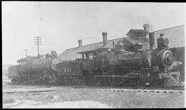 Northern Pacific steam locomotive 342 at Fargo, North Dakota, circa 1905.