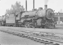 Northern Pacific steam locomotive 1811 at Missoula, Montana, in 1943.