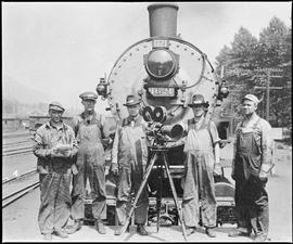 Northern Pacific railroad crew at Lester, Washington, circa 1925.