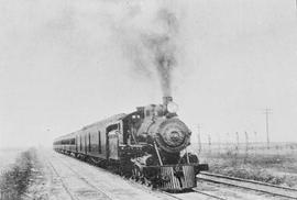 Northern Pacific North Coast Limited at Como Shops, Minnesota, in 1900.